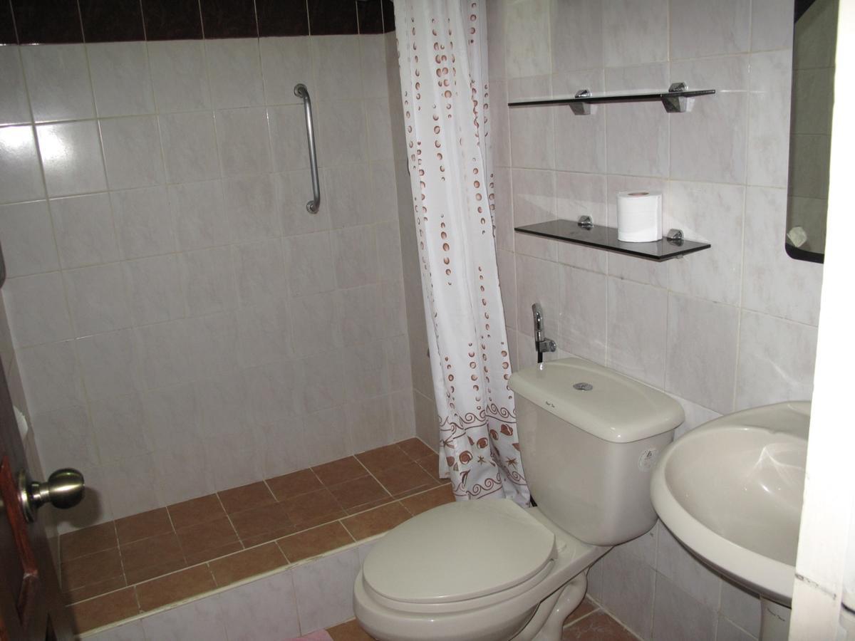 Makati Suites at Travelers Inn Makati City Eksteriør bilde